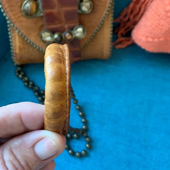 Leatherock brand. Vintage in amazing condition. Measurements: 5β W by 6β L. - Picture 4 of 8